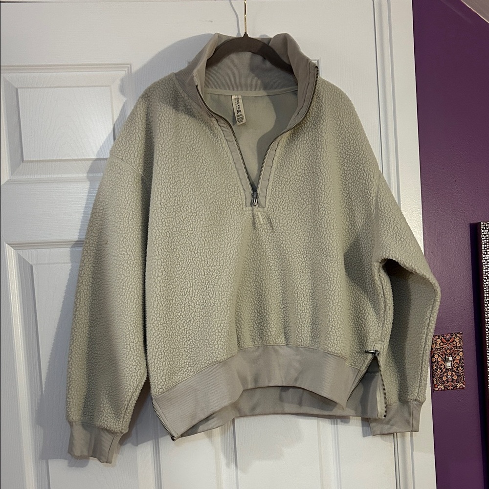Kyodan XL Cream Sherpa Pullover